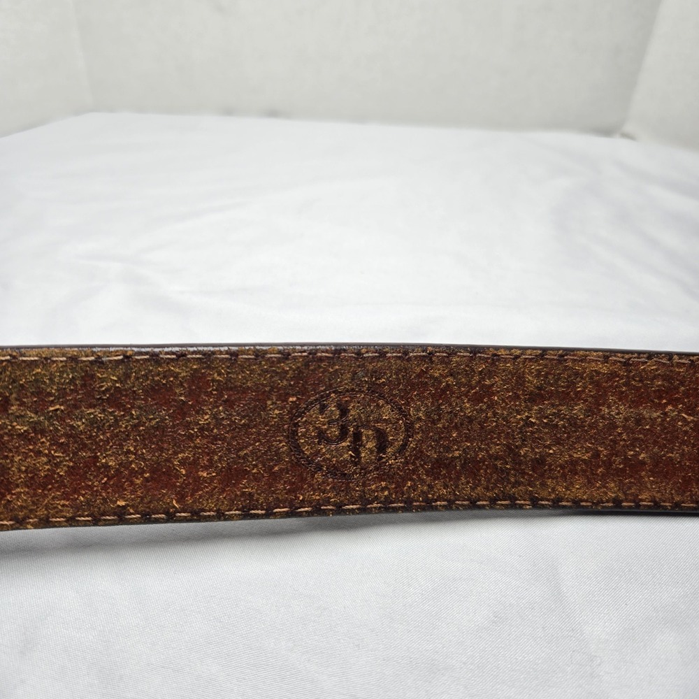 Vtg 3D Belt Company Hand Tooled Brown Leather Belt 42 Barbed Wire Etched Buckle - Picture 4 of 6